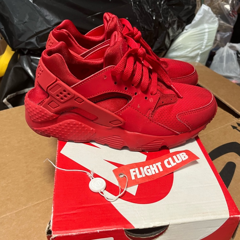 Red huaraches